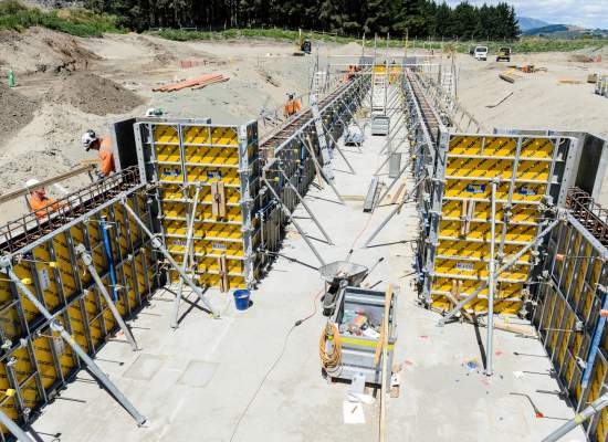 2000-SUPER-T-MOULD-FOUNDATION